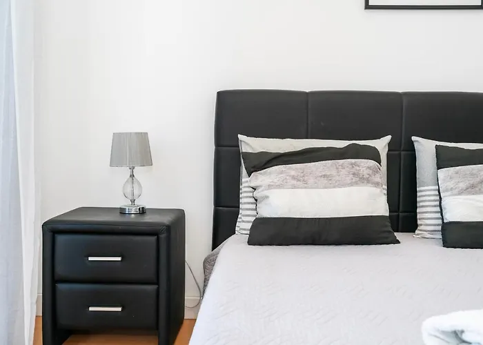 Modern Flat By Marina And Old Town Lagos