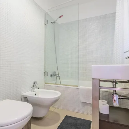 Apartamento Modern Flat By Marina And Old Town